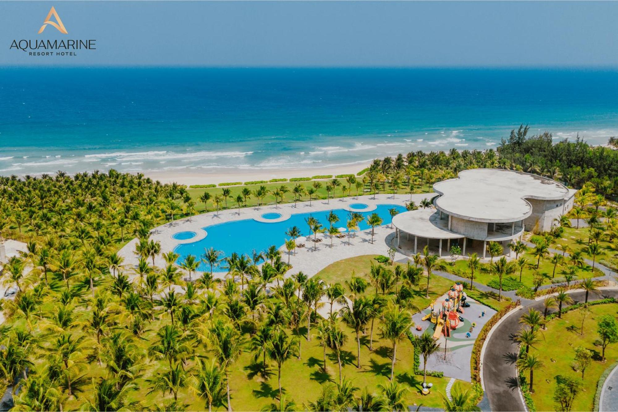 Aquamarine Beachfront Resort & Spa คัมรานห์ ภายนอก รูปภาพ