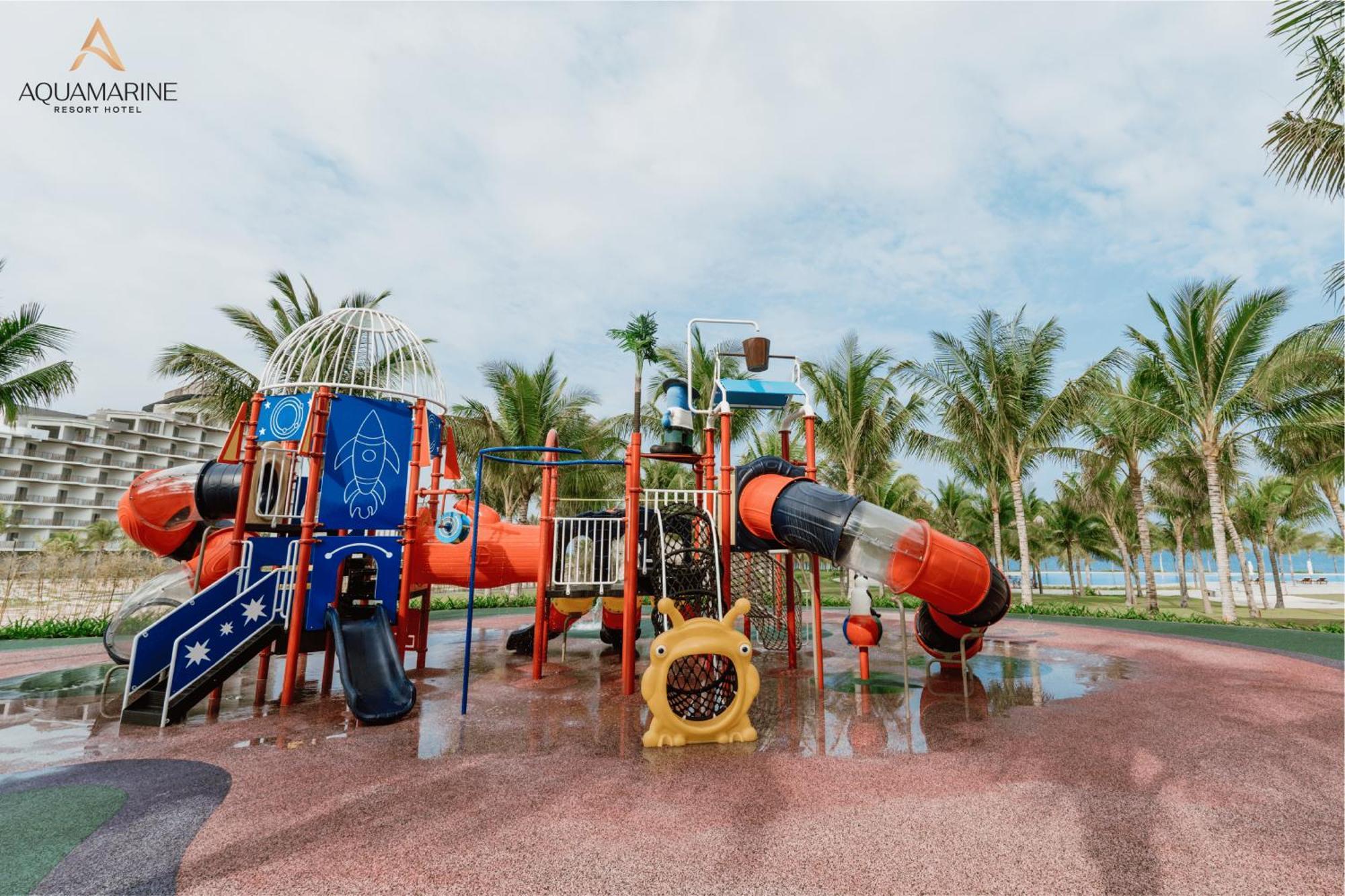 Aquamarine Beachfront Resort & Spa คัมรานห์ ภายนอก รูปภาพ
