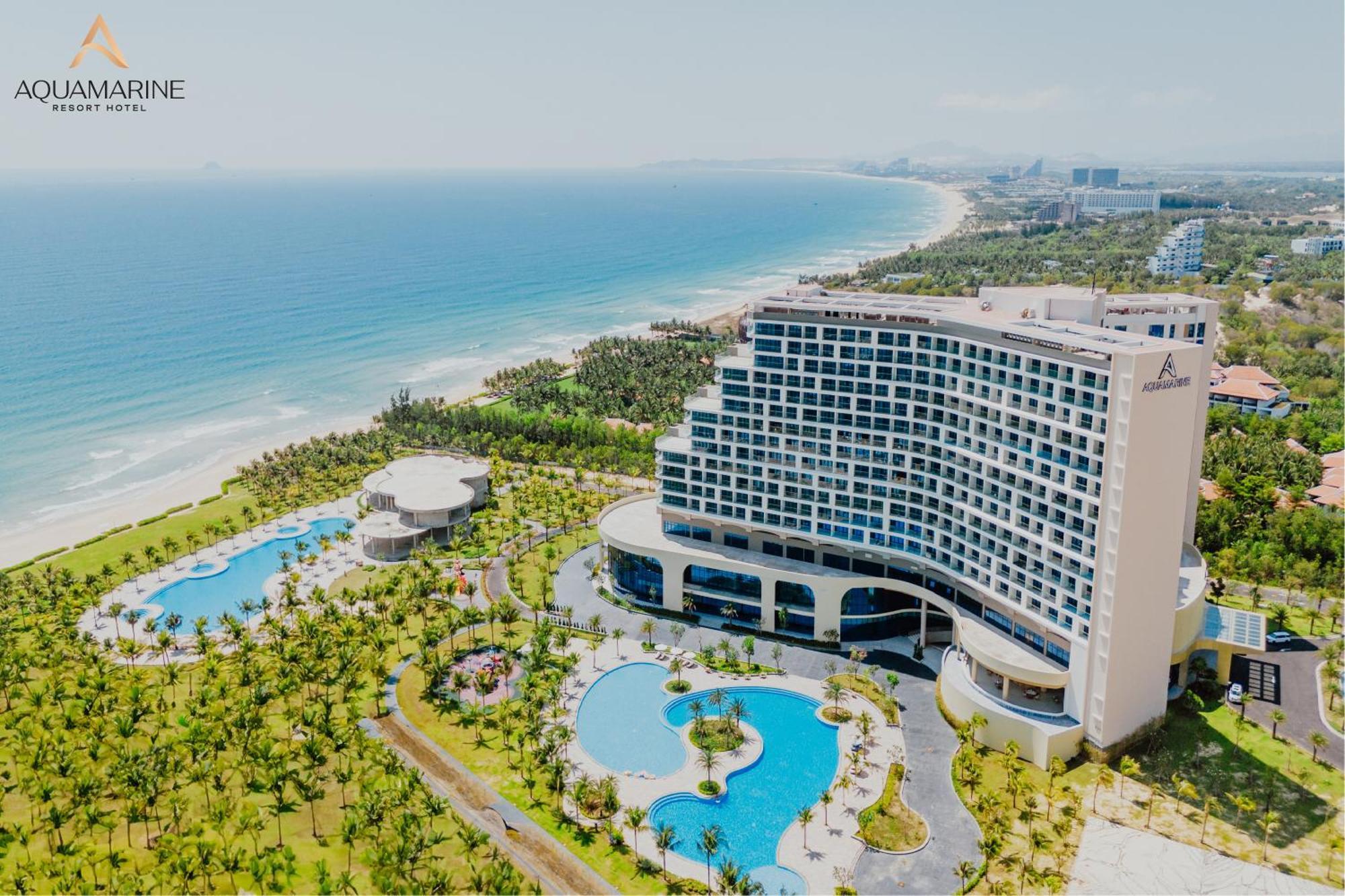 Aquamarine Beachfront Resort & Spa คัมรานห์ ภายนอก รูปภาพ
