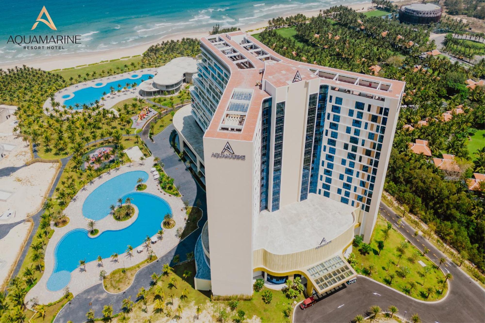 Aquamarine Beachfront Resort & Spa คัมรานห์ ภายนอก รูปภาพ
