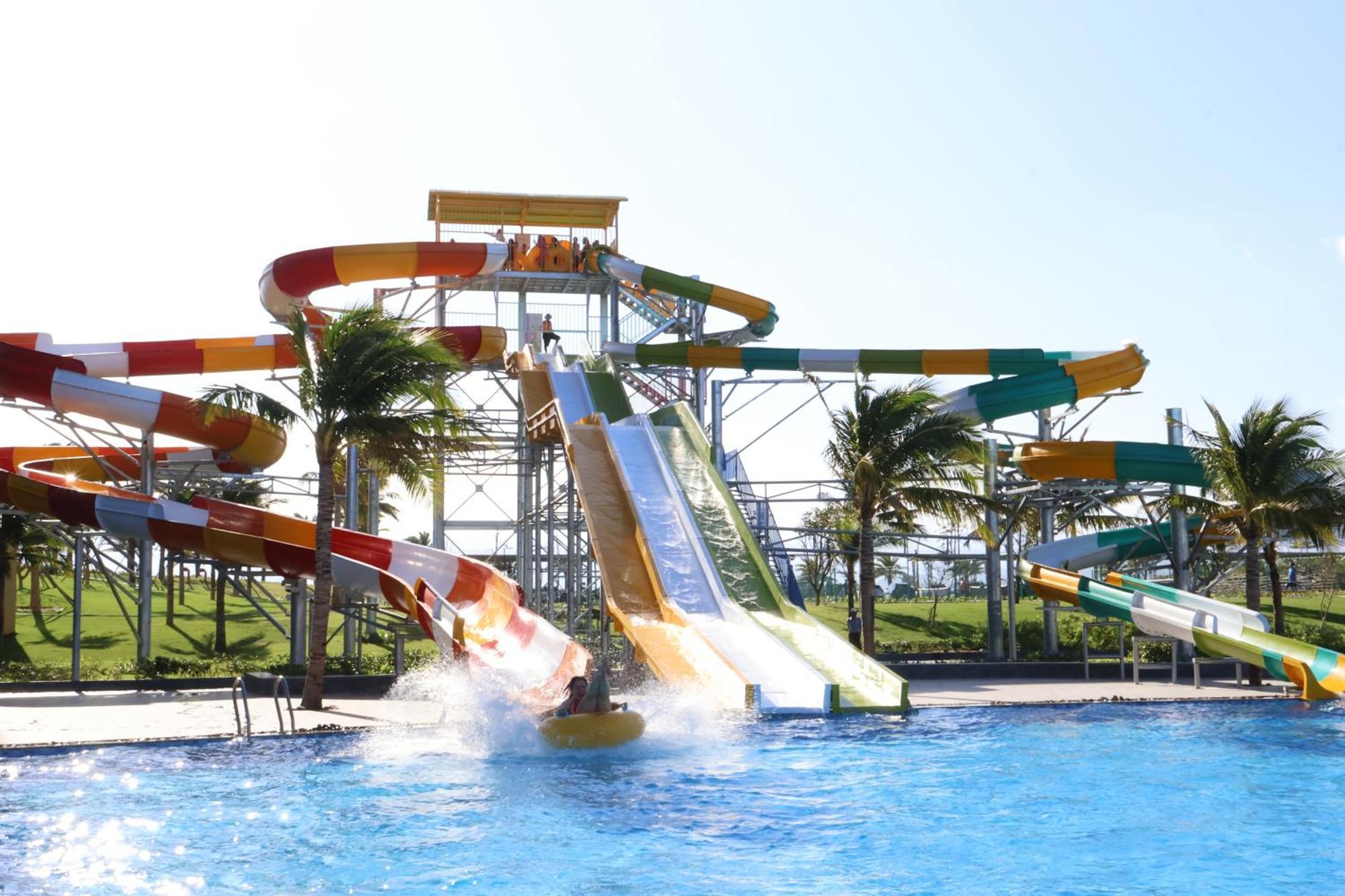 Aquamarine Beachfront Resort & Spa คัมรานห์ ภายนอก รูปภาพ