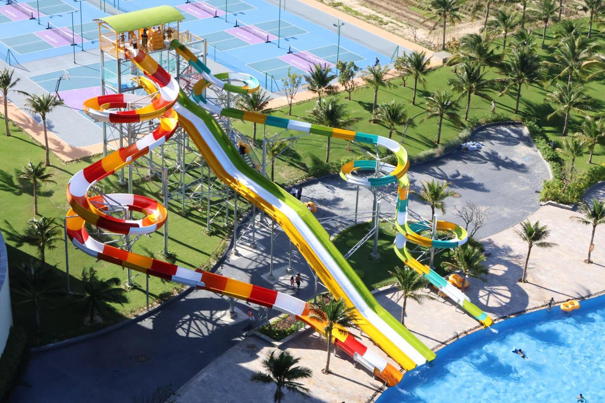 Aquamarine Beachfront Resort & Spa คัมรานห์ ภายนอก รูปภาพ