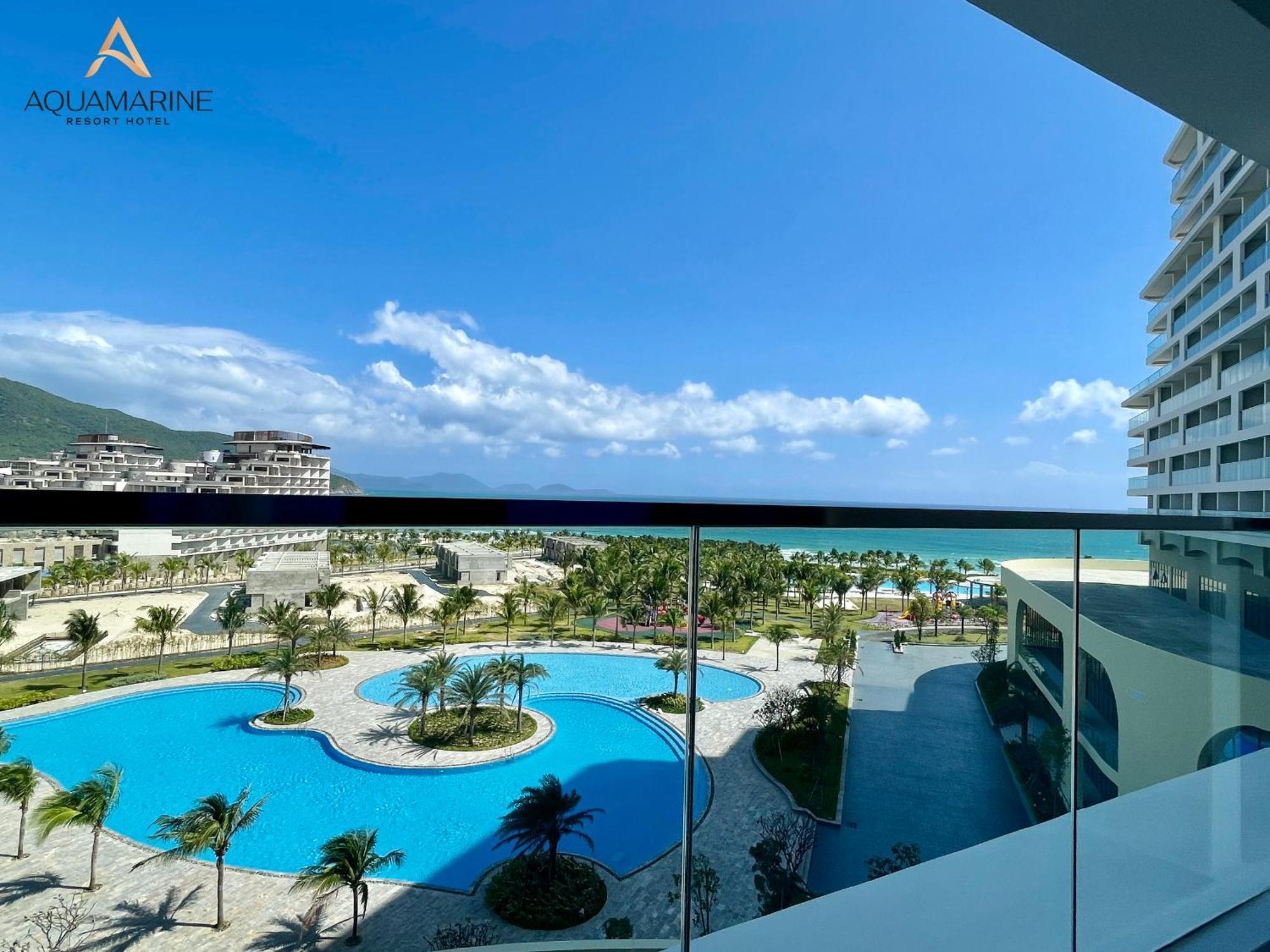 Aquamarine Beachfront Resort & Spa คัมรานห์ ภายนอก รูปภาพ