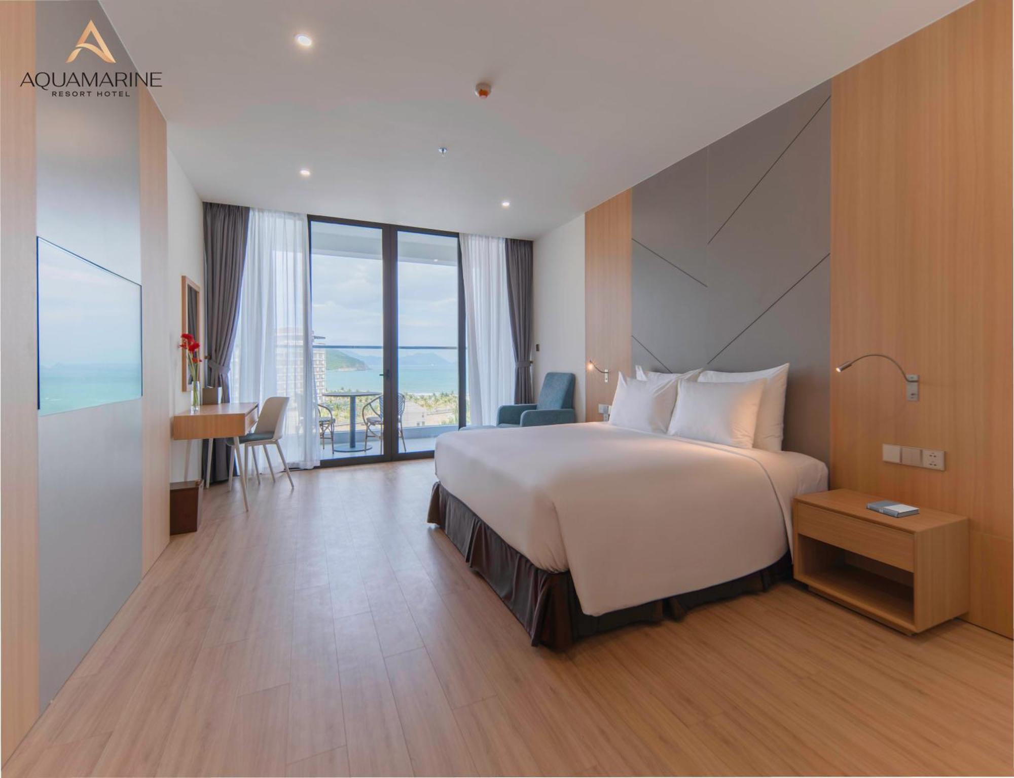 Aquamarine Beachfront Resort & Spa คัมรานห์ ภายนอก รูปภาพ